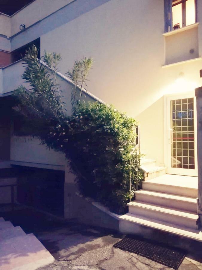 Lina Dream House Apartment ฟลอเรนซ์ ภายนอก รูปภาพ